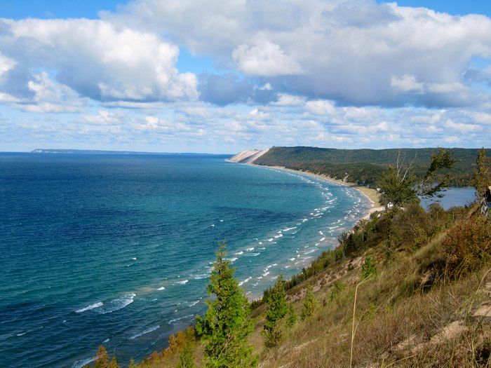 Lake Michigan shoreline, Flickr image by Rachel Kramer